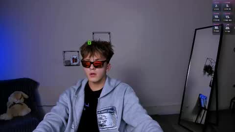 dylan_bold online show from September 2025 07:25:01 PM