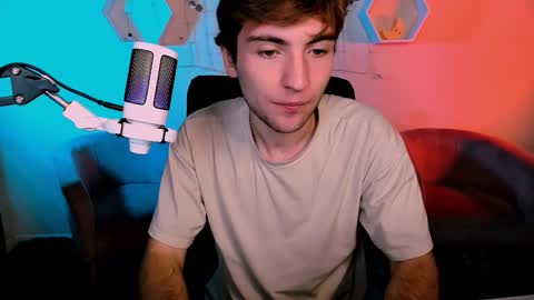 dylan_bold online show from November 2025 09:53:01 PM