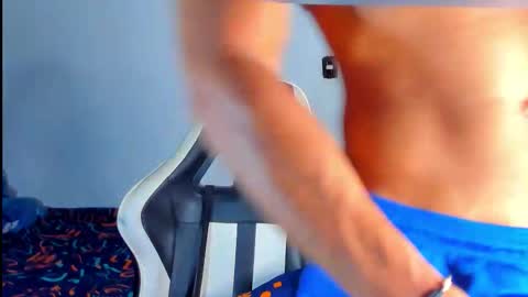 Snapshot of dylan_jake1 chatting on December 2025 03:07:01 PM Dylan online show from December 2025 03:07:01 PM