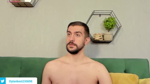 Dylan online show from September 2025 01:49:02 AM