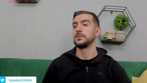 Dylan online show from October 2025 09:01:01 PM