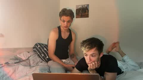 Snapshot of dylanandollie chatting on July 2026 05:45:01 PM Dylan and Ollie online show from July 2026 05:45:01 PM