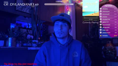 Snapshot of dylandaniel69 chatting on December 2024 08:49:01 AM Dylan Daniel 7.8 online show from December 2024 08:49:01 AM