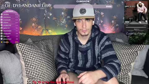 Snapshot of dylandaniel69 chatting on December 2024 06:32:01 AM Dylan Daniel 7.8 online show from December 2024 06:32:01 AM