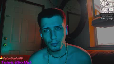 Snapshot of dylandaniel69 chatting on January 2025 08:31:02 PM Dylan Daniel 7.8 online show from January 2025 08:31:02 PM