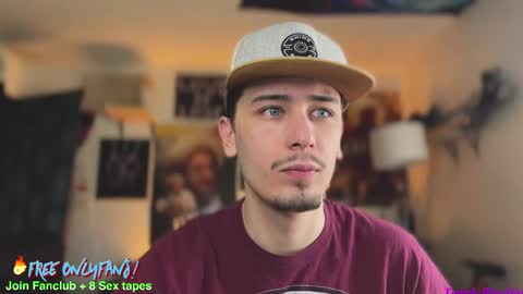 Snapshot of dylandaniel69 chatting on March 2025 04:44:01 PM Dylan Daniel 7.8 online show from March 2025 04:44:01 PM