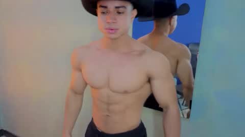 dylanguss online show from October 2025 12:18:02 PM