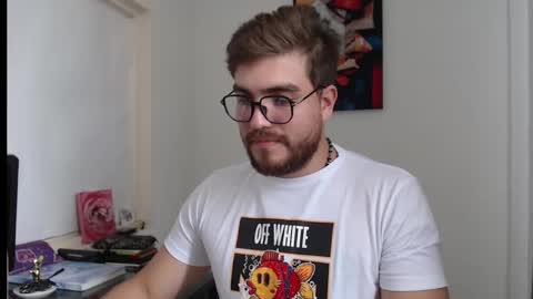 Snapshot of dylanhot10 chatting on December 2024 07:39:02 PM dylanhot10 online show from December 2024 07:39:02 PM