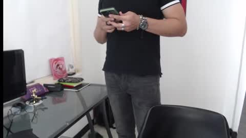 Snapshot of dylanhot10 chatting on December 2024 07:03:02 PM dylanhot10 online show from December 2024 07:03:02 PM