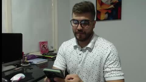 Snapshot of dylanhot10 chatting on December 2024 11:08:01 PM dylanhot10 online show from December 2024 11:08:01 PM