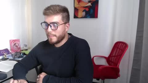 Snapshot of dylanhot10 chatting on January 2025 09:54:01 PM dylanhot10 online show from January 2025 09:54:01 PM