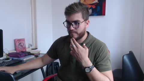 Snapshot of dylanhot10 chatting on February 2025 07:23:02 PM dylanhot10 online show from February 2025 07:23:02 PM