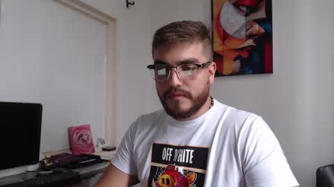 Snapshot of dylanhot10 chatting on February 2025 08:42:01 PM dylanhot10 online show from February 2025 08:42:01 PM