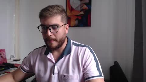 Snapshot of dylanhot10 chatting on February 2025 07:52:02 PM dylanhot10 online show from February 2025 07:52:02 PM