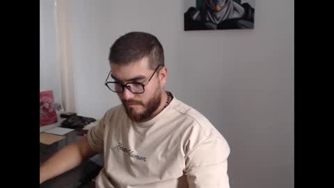 Snapshot of dylanhot10 chatting on September 2025 07:41:01 PM dylanhot10 online show from September 2025 07:41:01 PM