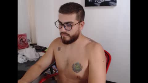 Snapshot of dylanhot10 chatting on October 2025 10:07:01 PM dylanhot10 online show from October 2025 10:07:01 PM