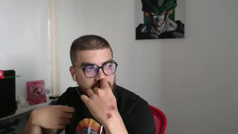 Snapshot of dylanhot10 chatting on October 2025 07:48:02 PM dylanhot10 online show from October 2025 07:48:02 PM