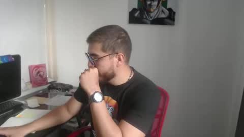 Snapshot of dylanhot10 chatting on December 2025 09:57:01 PM dylanhot10 online show from December 2025 09:57:01 PM