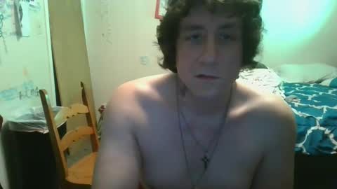 Snapshot of dylanjowelch chatting on December 2024 05:57:02 AM Aurora online show from December 2024 05:57:02 AM