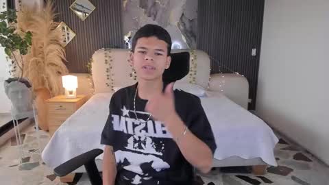 dylanroyce_ online show from March 2026 12:12:01 PM