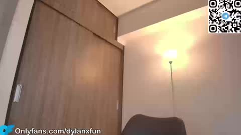 Snapshot of dylanxfun chatting on September 2025 09:40:02 PM dylanxfun online show from September 2025 09:40:02 PM