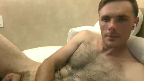 Snapshot of dylp400 chatting on December 2024 11:41:02 AM dylp400 online show from December 2024 11:41:02 AM