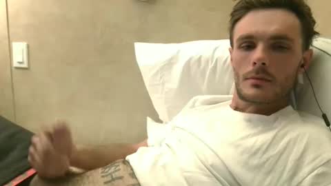 Snapshot of dylp400 chatting on January 2025 12:05:01 PM dylp400 online show from January 2025 12:05:01 PM