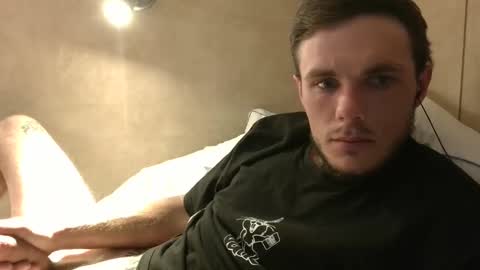 Snapshot of dylp400 chatting on January 2025 09:51:02 AM dylp400 online show from January 2025 09:51:02 AM