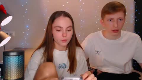 Snapshot of dyrinda chatting on December 2024 07:18:01 AM Julia and Dima online show from December 2024 07:18:01 AM