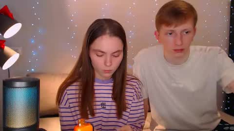 Snapshot of dyrinda chatting on December 2024 07:52:02 PM Julia and Dima online show from December 2024 07:52:02 PM