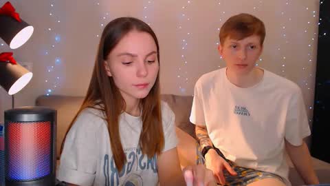 Snapshot of dyrinda chatting on December 2024 12:29:01 AM Julia and Dima online show from December 2024 12:29:01 AM