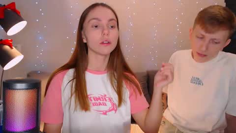 Snapshot of dyrinda chatting on January 2025 12:25:02 AM Julia and Dima online show from January 2025 12:25:02 AM