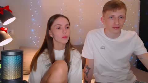 Snapshot of dyrinda chatting on February 2025 09:04:02 PM Julia and Dima online show from February 2025 09:04:02 PM