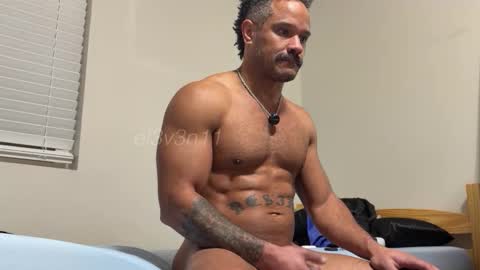 Snapshot of e13ven11 chatting on December 2025 05:04:02 AM Formally known as Virus of Life online show from December 2025 05:04:02 AM