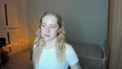 fansly - yourbestbaby online show from April 2026 04:09:02 AM