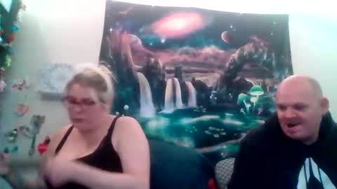 Snapshot of eandr6446 chatting on November 2025 05:33:01 AM eandr6446 online show from November 2025 05:33:01 AM