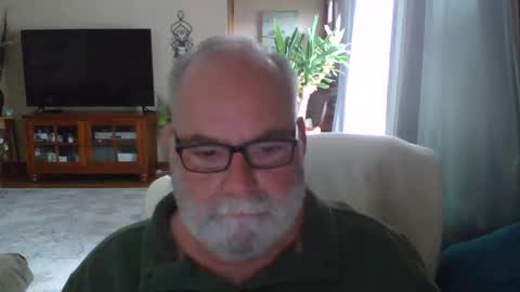 earl52 online show from April 2026 02:47:01 PM