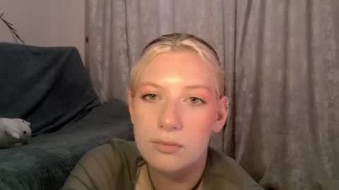 Lily online show from June 2026 09:14:01 AM