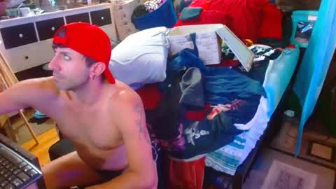 eastbayboy57 online show from December 2025 06:58:02 PM