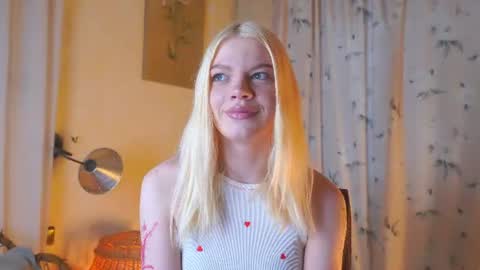 Snapshot of easteresquinaldo chatting on June 2026 04:46:01 AM My name is Youla online show from June 2026 04:46:01 AM