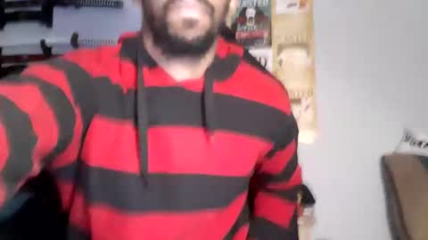 Snapshot of easybreezy20 chatting on November 2025 06:50:01 AM TWITTER INSTAGRAM easybreezy20 ONLINE 1230 AM TO 7AM online show from November 2025 06:50:01 AM