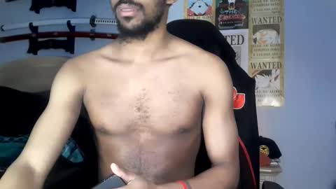 Snapshot of easybreezy20 chatting on December 2025 07:50:01 AM TWITTER INSTAGRAM easybreezy20 ONLINE 1230 AM TO 7AM online show from December 2025 07:50:01 AM