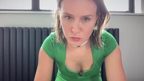 Snapshot of eatmypie69 chatting on October 2025 10:05:02 AM Nadia Ferreira  online show from October 2025 10:05:02 AM