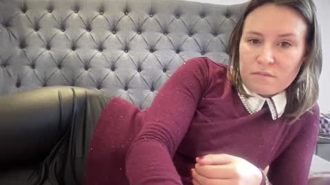 Snapshot of eatmypie69 chatting on December 2025 11:03:02 AM Nadia Ferreira online show from December 2025 11:03:02 AM