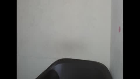 Snapshot of eatuupx chatting on December 2024 01:07:02 PM eatuupx online show from December 2024 01:07:02 PM