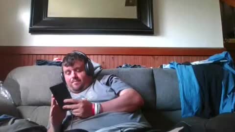 Eazyb91 online show from June 2026 09:28:02 PM
