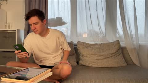 Custom content and video calls are available as well  online show from November 2025 06:13:01 AM