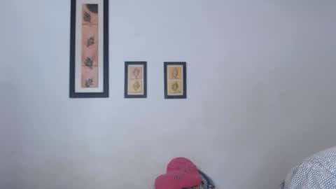 Laraand Drake online show from September 2025 09:26:01 PM