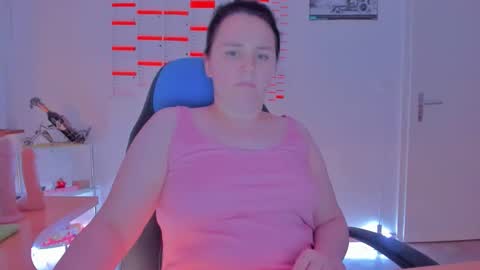 Snapshot of ebikon24 chatting on June 2026 06:32:02 PM ebikon24 online show from June 2026 06:32:02 PM