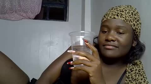 Queen online show from February 2026 10:38:02 PM